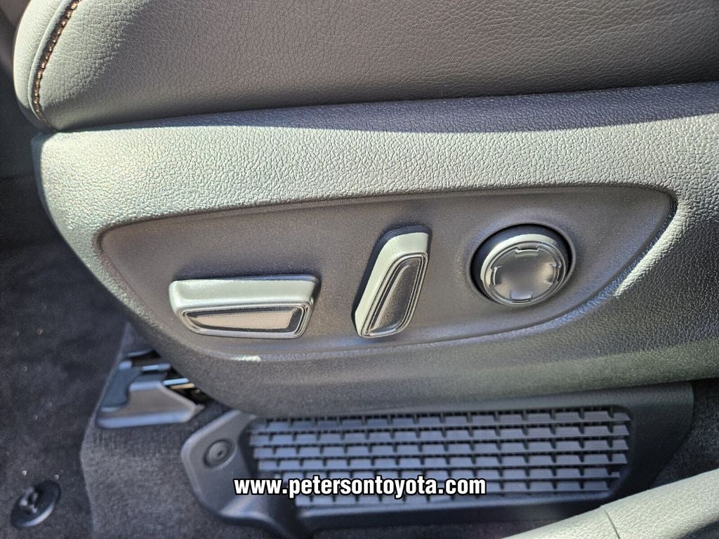 2026 Toyota Sienna Platinum 7 Passenger