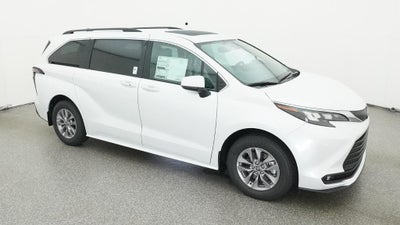 2026 Toyota Sienna XLE FWD