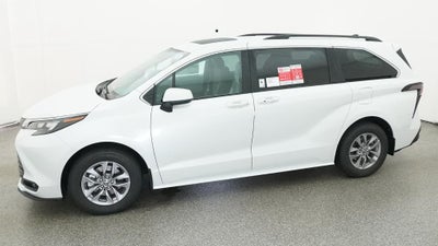 2026 Toyota Sienna XLE FWD