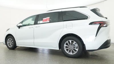 2026 Toyota Sienna XLE FWD
