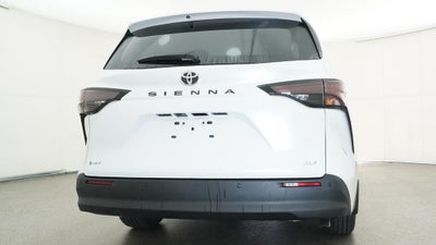 2026 Toyota Sienna XLE FWD