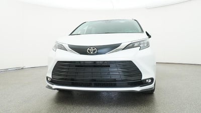 2026 Toyota Sienna XLE FWD