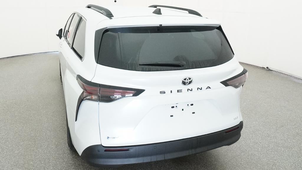 2026 Toyota Sienna XLE FWD