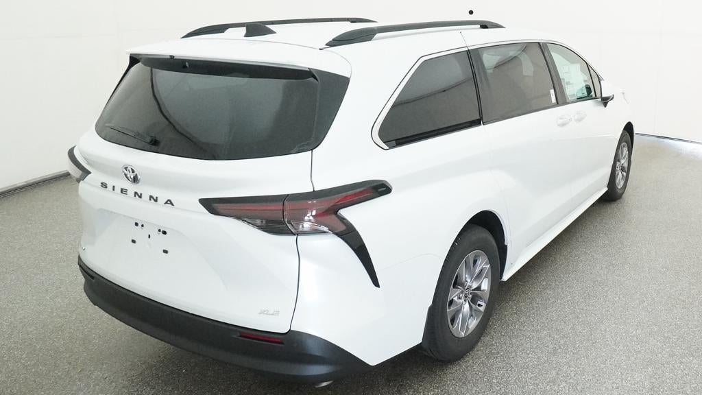 2026 Toyota Sienna XLE FWD