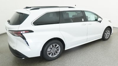 2026 Toyota Sienna XLE FWD