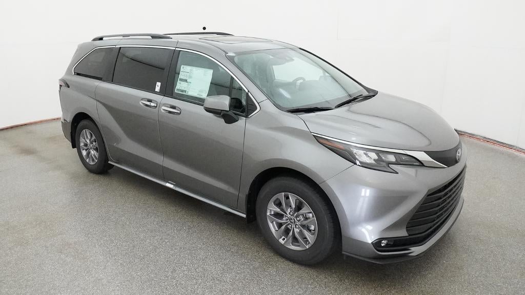 2026 Toyota Sienna XLE FWD