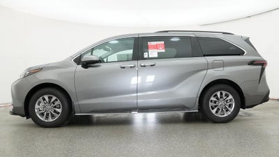 2026 Toyota Sienna XLE FWD