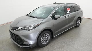 2026 Toyota Sienna XLE FWD