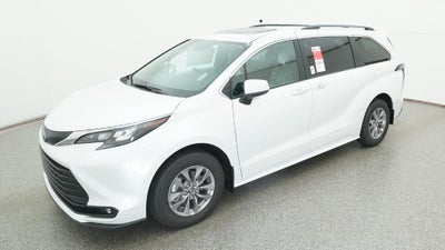 2026 Toyota Sienna XLE