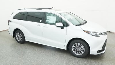 2026 Toyota Sienna XLE