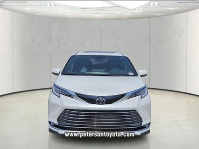 2026 Toyota Sienna Limited 7 Passenger