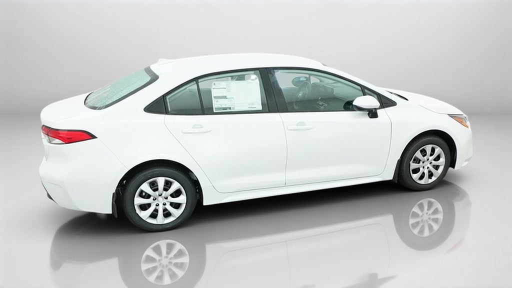 2027 Toyota Corolla LE FWD