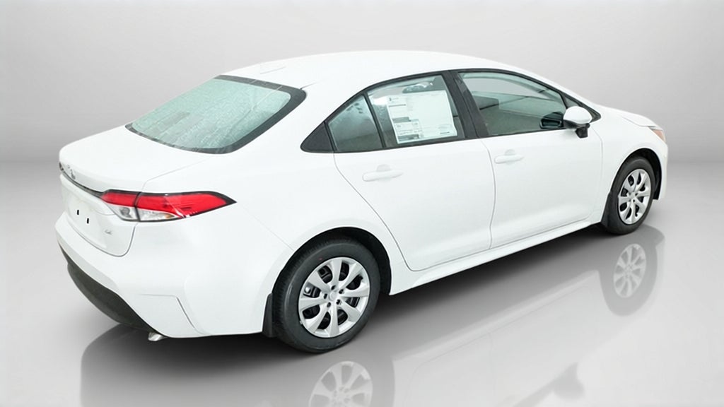 2027 Toyota Corolla LE FWD