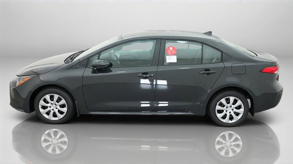 2027 Toyota Corolla LE FWD