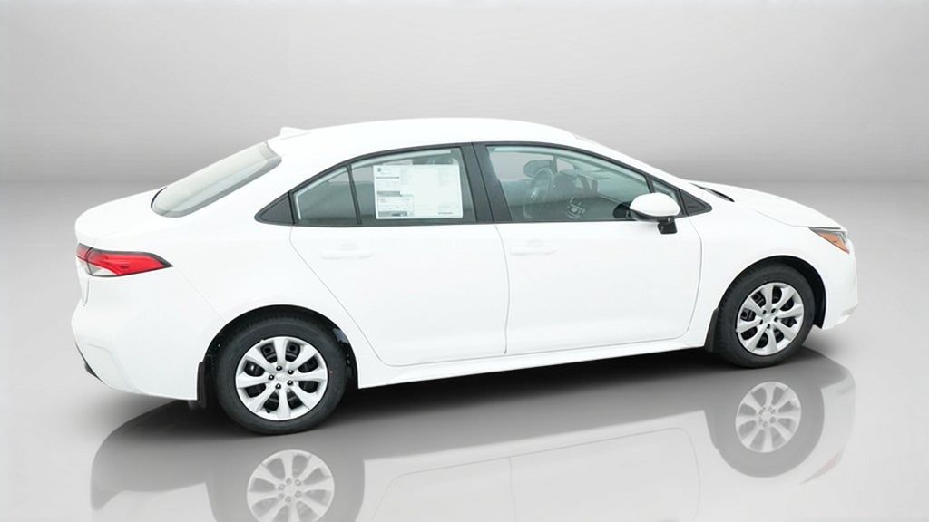 2027 Toyota Corolla LE FWD