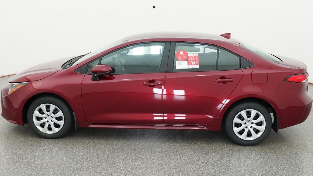 2027 Toyota Corolla LE FWD