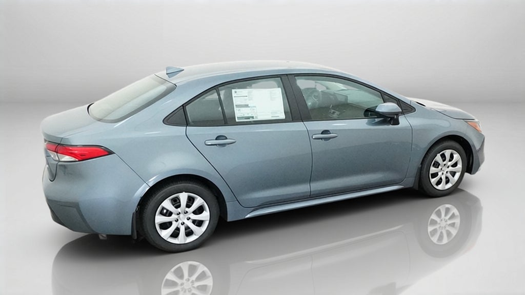 2027 Toyota Corolla LE FWD