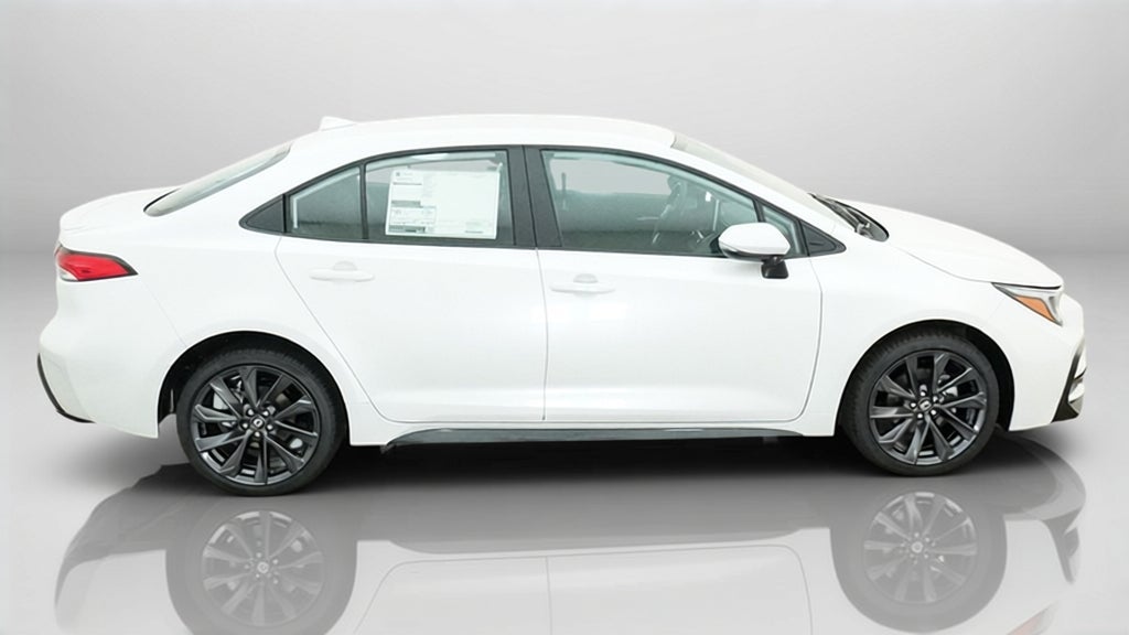 2027 Toyota Corolla SE FWD