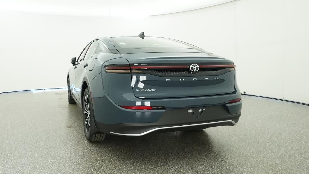 2026 Toyota Toyota Crown XLE