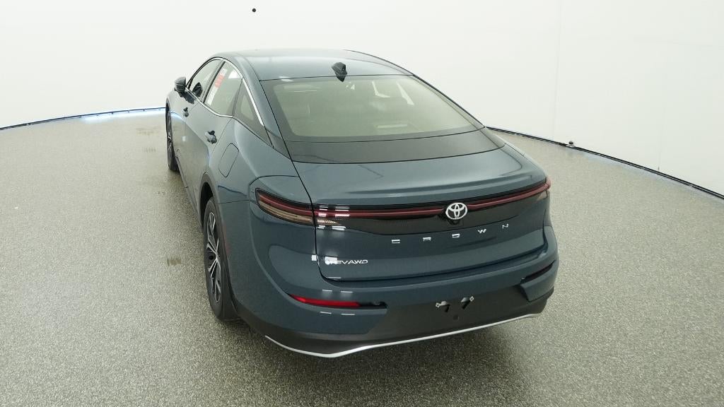 2026 Toyota Toyota Crown XLE