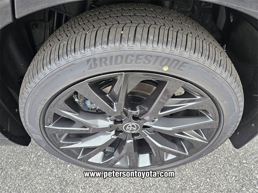 2025 Toyota Toyota Crown Signia Limited