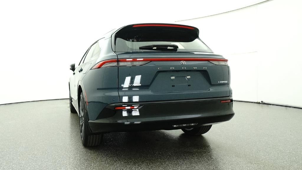 2025 Toyota Toyota Crown Signia Limited