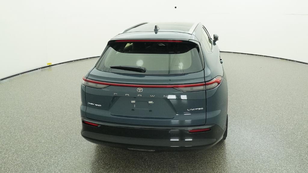 2025 Toyota Toyota Crown Signia Limited