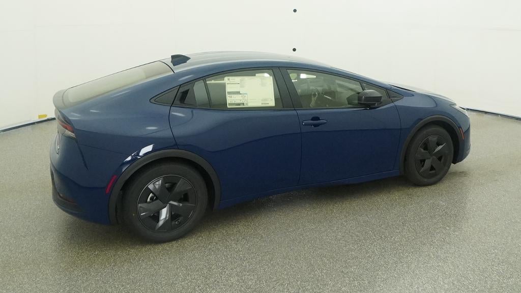 2027 Toyota Prius LE FWD