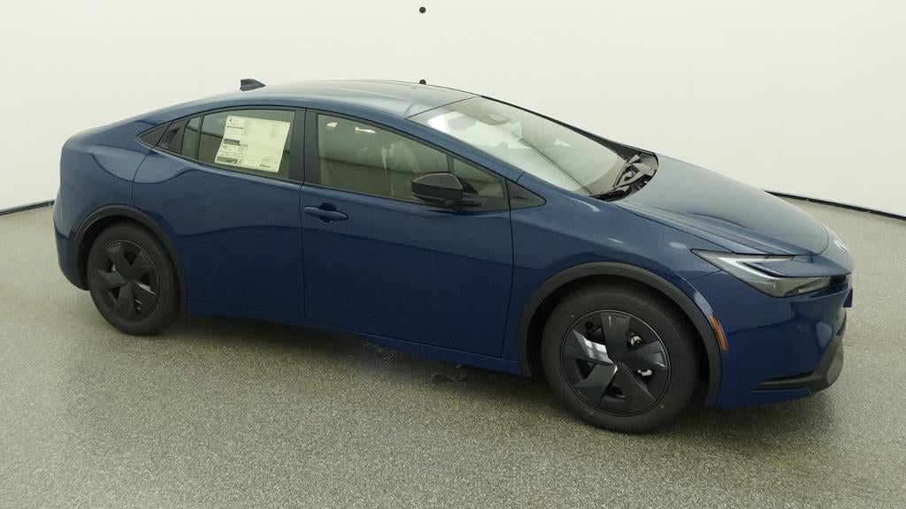 2027 Toyota Prius LE FWD