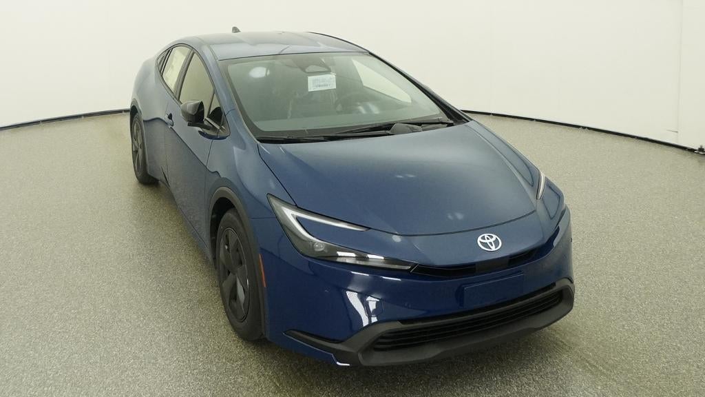 2027 Toyota Prius LE FWD