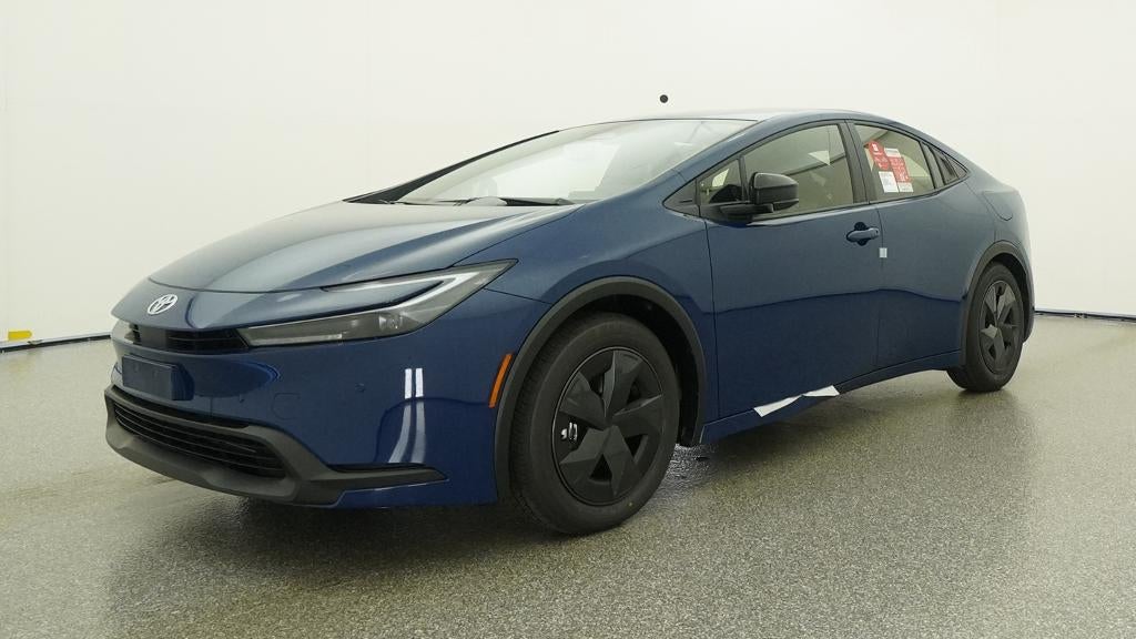 2027 Toyota Prius LE FWD