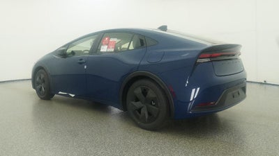 2027 Toyota Prius LE FWD