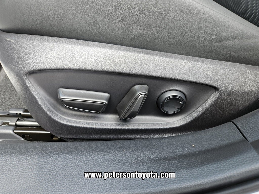 2025 Toyota Prius Plug-in Hybrid XSE Premium