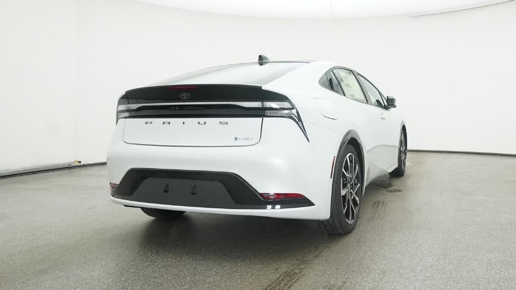 2025 Toyota Prius Plug-in Hybrid XSE Premium