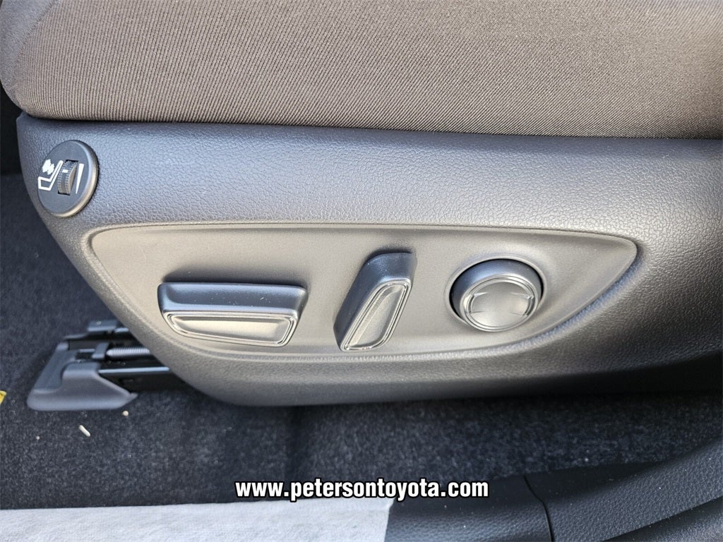 2025 Toyota RAV4 Hybrid Hybrid XLE