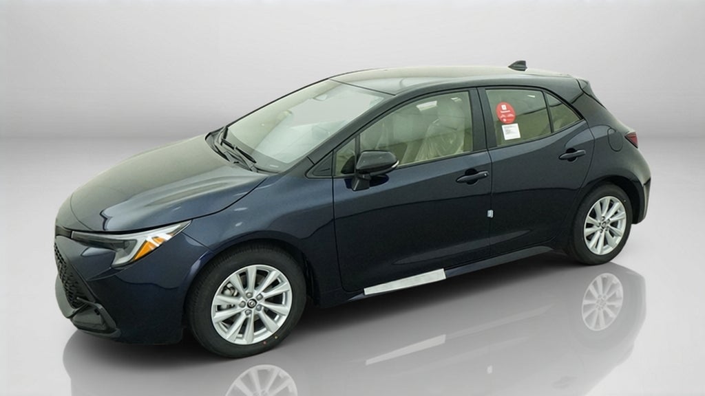 2027 Toyota Corolla Hatchback SE FWD
