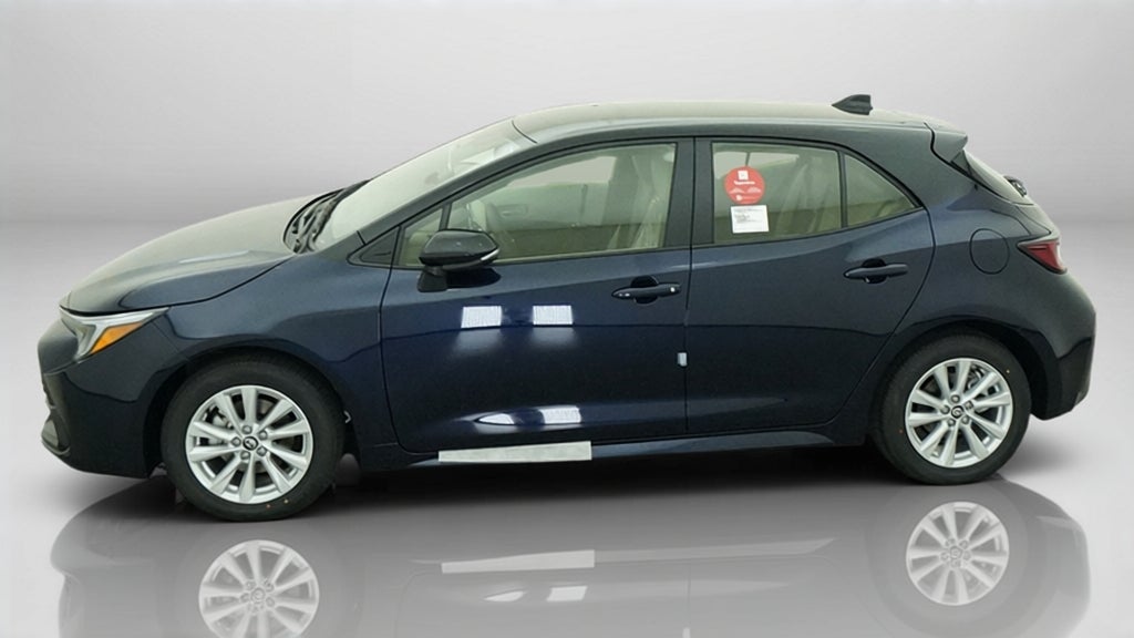 2027 Toyota Corolla Hatchback SE FWD