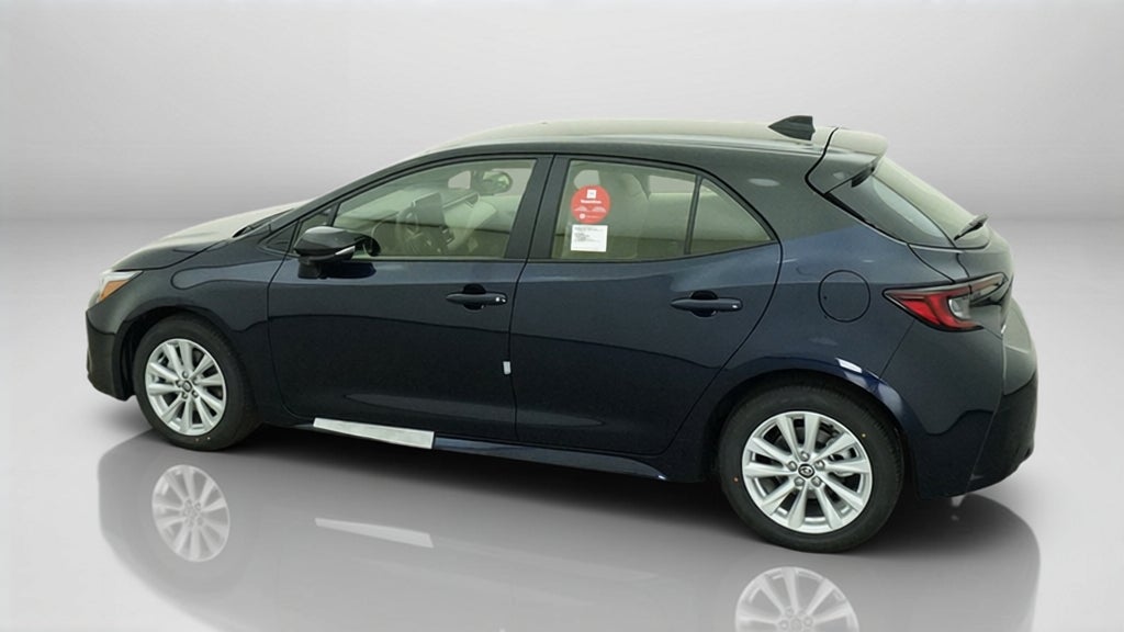 2027 Toyota Corolla Hatchback SE FWD