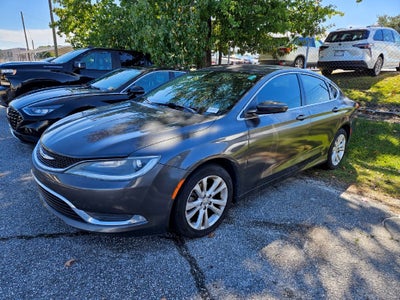 2015 Chrysler 200 Limited FWD