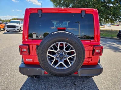 2024 Jeep Wrangler Sahara 4WD