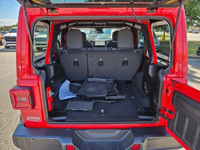 2024 Jeep Wrangler Sahara 4WD