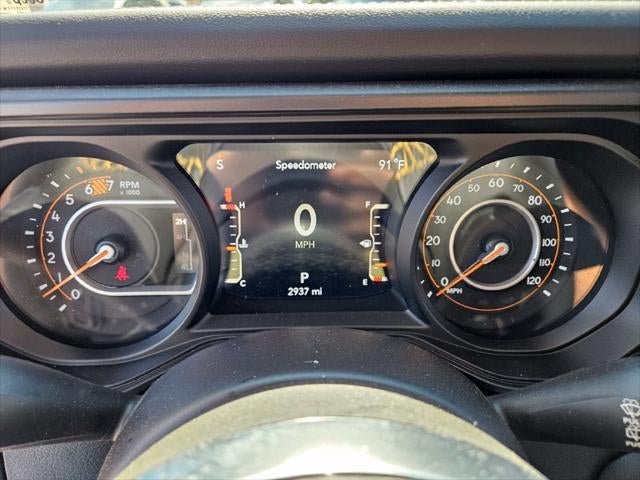 2024 Jeep Wrangler Sahara 4WD