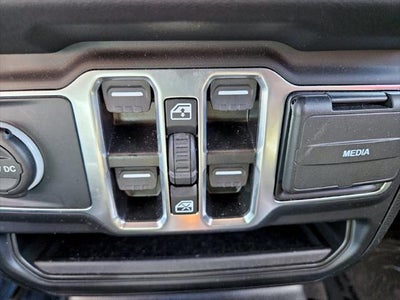 2024 Jeep Wrangler Sahara 4WD