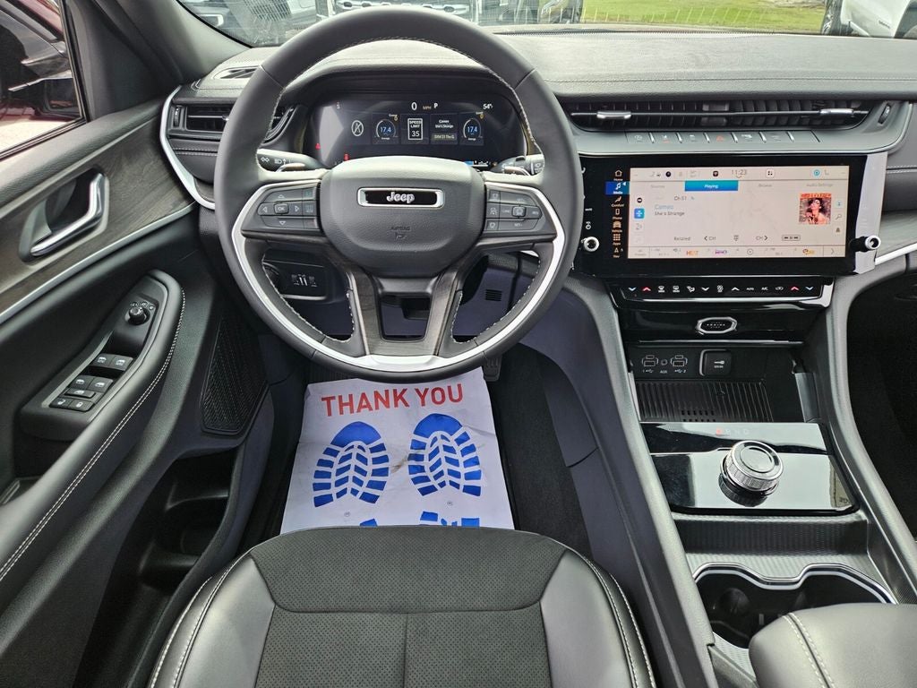 2026 Jeep Grand Cherokee Laredo