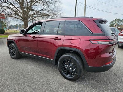 2026 Jeep Grand Cherokee Laredo