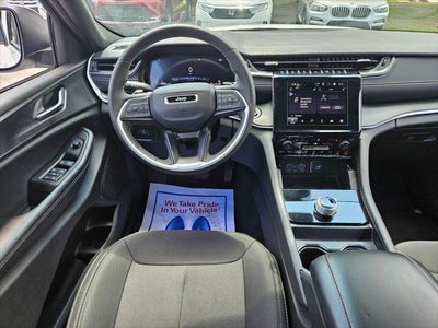 2025 Jeep Grand Cherokee L Laredo