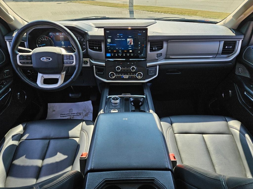 2022 Ford Expedition Max XLT