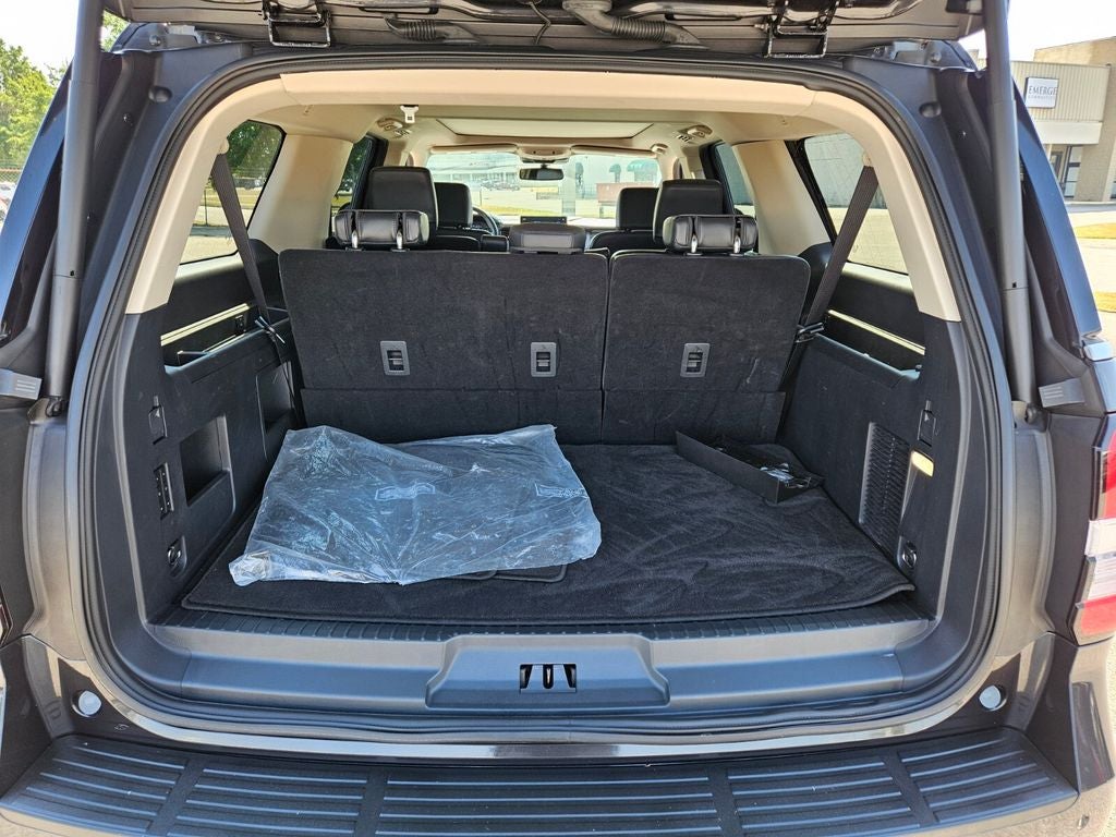 2022 Ford Expedition Max XLT