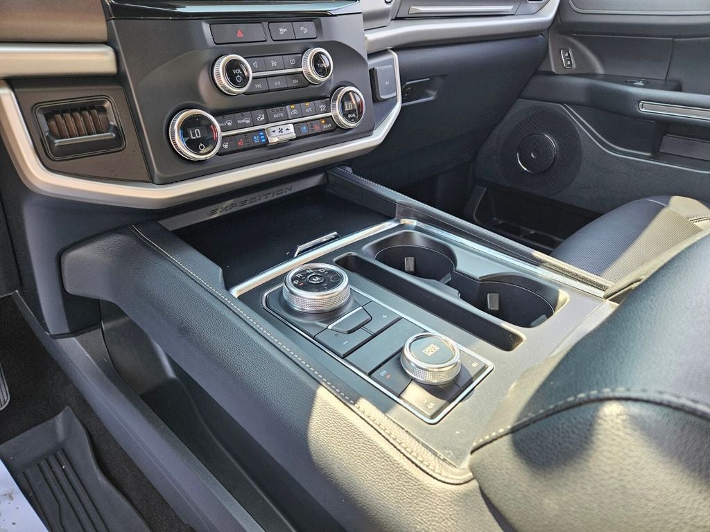 2022 Ford Expedition Max XLT