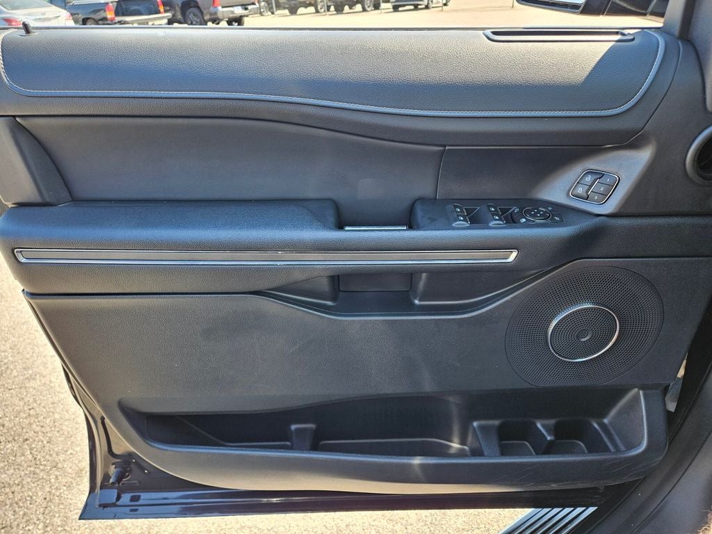 2022 Ford Expedition Max XLT
